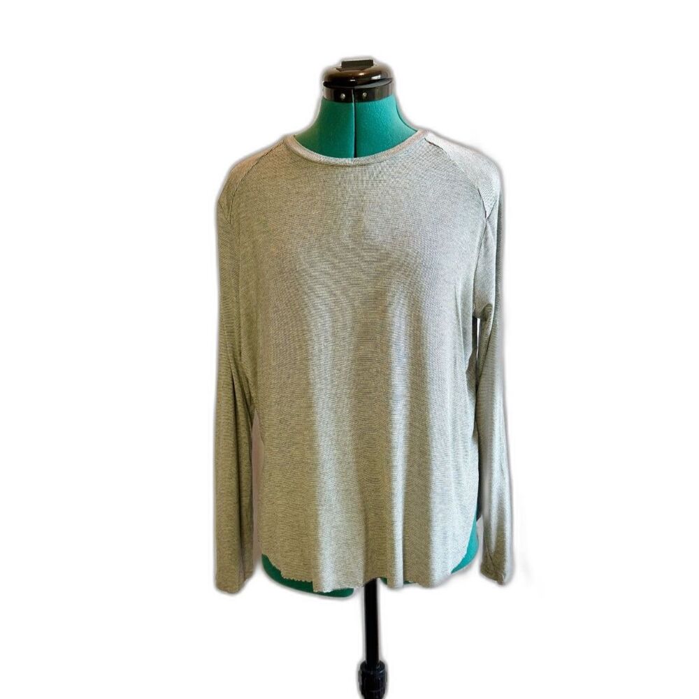 Halogen long-sleeve split side knit top size XL